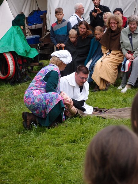 p140724-017288.jpg - 21. Historischer Besiedlungszug 20146. Tag - MobendorfTheater Anfissa