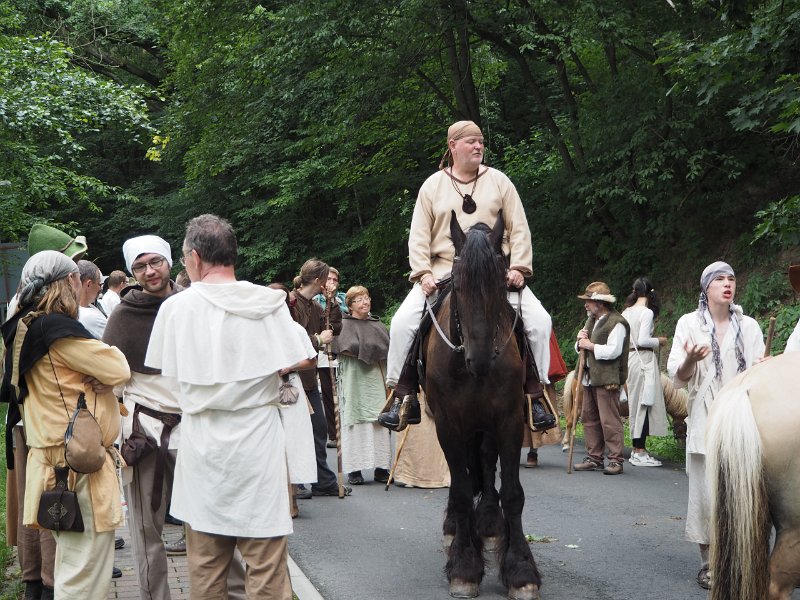 p150713-002746.jpg - 22. Historischer Besiedlungszug 20153. Tag - Reichenbach - Marbach