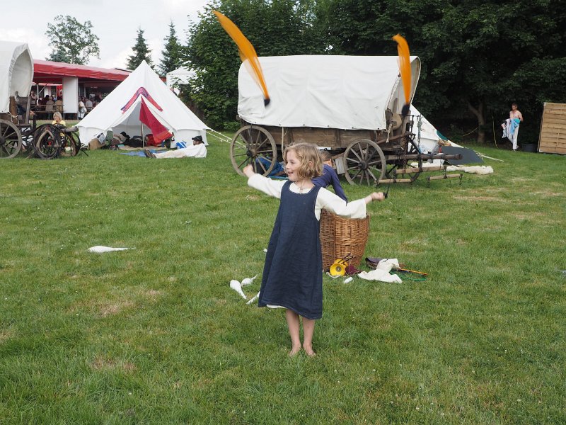 p150715-003155.jpg - 22. Historischer Besiedlungszug 20155. Tag - Langenau