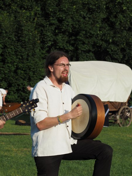 p150716-003350.jpg - 22. Historischer Besiedlungszug 20156. Tag - LangenauThe Mockingbird Man