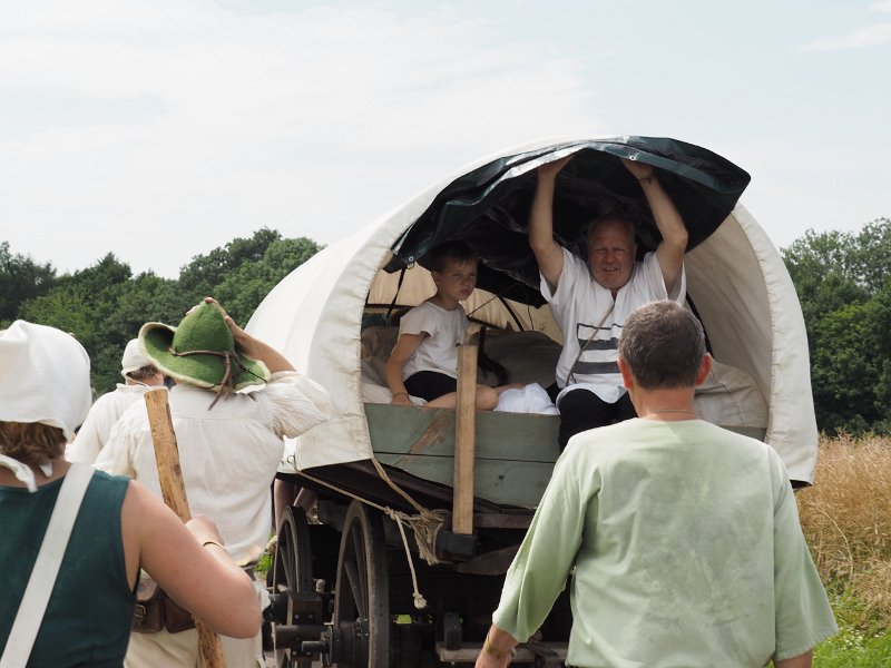 p150719-003978.jpg - 22. Historischer Besiedlungszug 20159. Tag - Braunsdorf - Sachsenburg