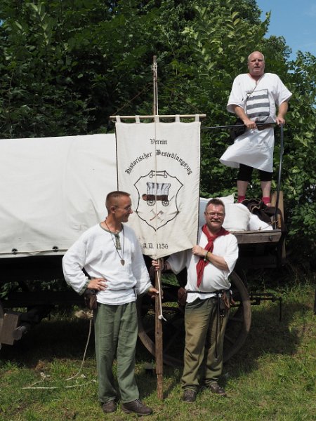 p150719-003990.jpg - 22. Historischer Besiedlungszug 20159. Tag - Sachsenburg